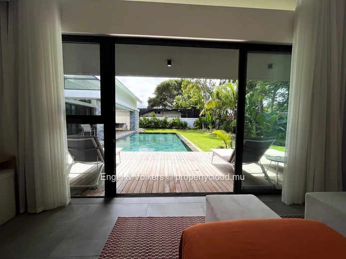 A Rare Masterpiece of Luxury Living in Pereybere