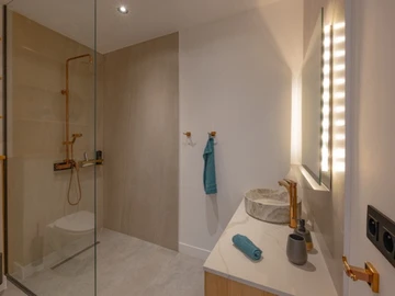 3 Bedroom Apartment