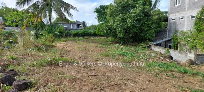 Residential Plot for Sale – 1709 m² – Grand Gaube