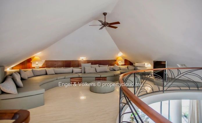 Elegant Tropical Villa at Anahita Golf Resort