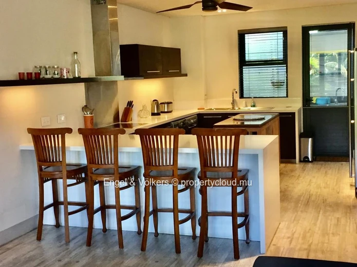 For Sale: Stunning 3-Bedroom Duplex and Private Pontoon at La Balise Marina