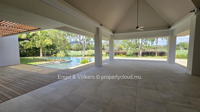 Elegant 4-Bedroom Villa in Anahita Golf & Spa Resort