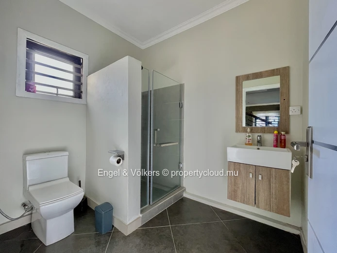 Elegant Villa in the Heart of the North - Sole
