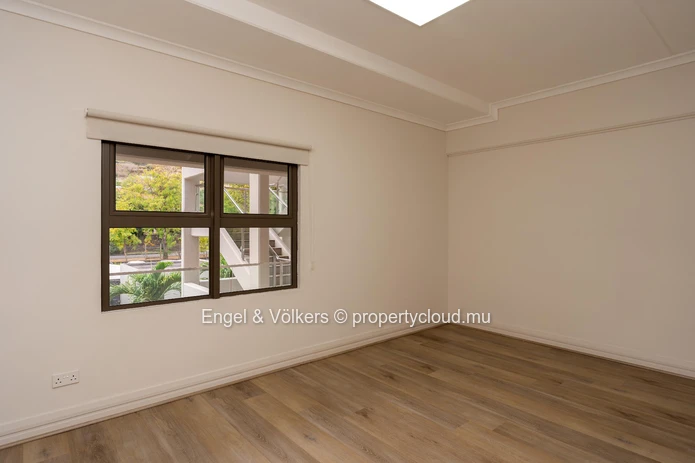 Prime Office space for Rent - Ideal business location