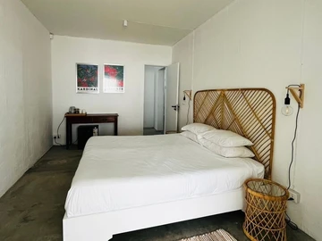 9 Bedroom Apartment