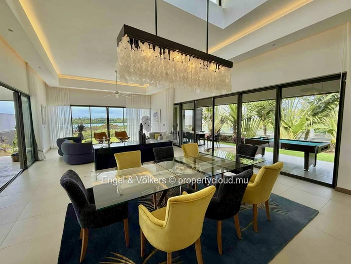 A Modern Masterpiece with Breathtaking Views