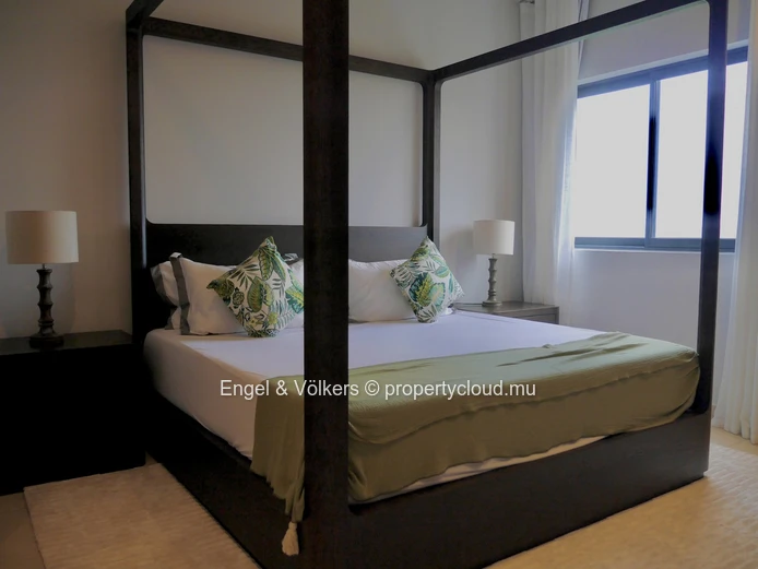 Luxury Sea View Penthouse in Grand Gaube – 4 Ensuite Bedrooms & Spectacular Terrace