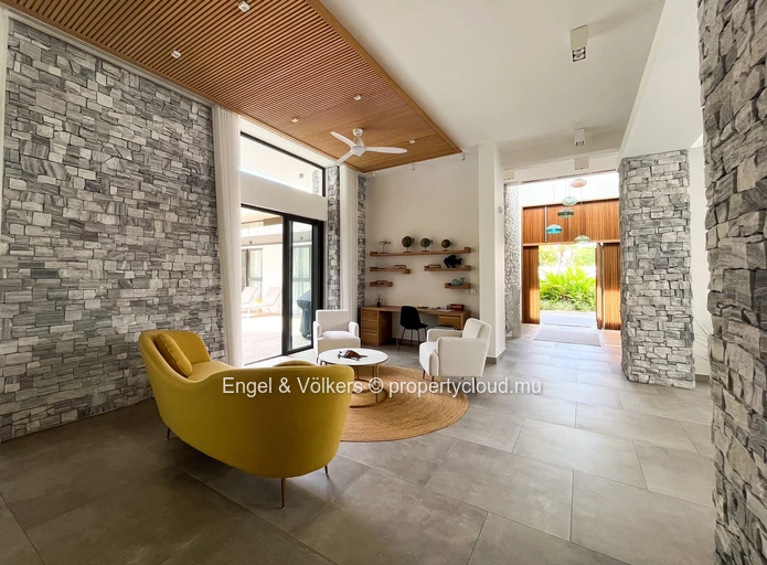 A Rare Masterpiece of Luxury Living in Pereybere
