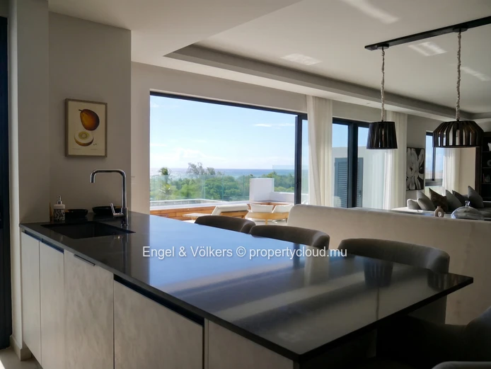Luxury Sea View Penthouse in Grand Gaube – 4 Ensuite Bedrooms & Spectacular Terrace