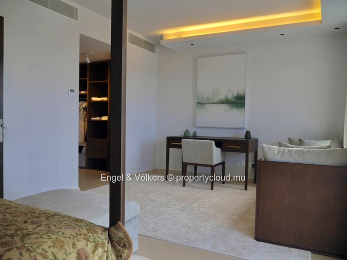 Luxury Sea View Penthouse in Grand Gaube – 4 Ensuite Bedrooms & Spectacular Terrace
