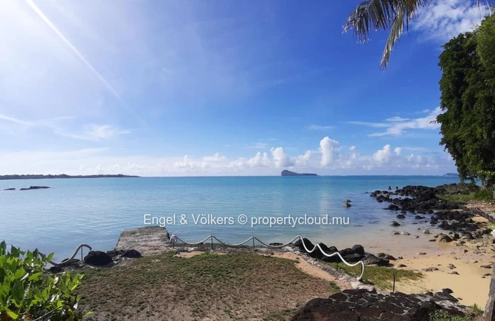 Elegant Living: Duplex Villas