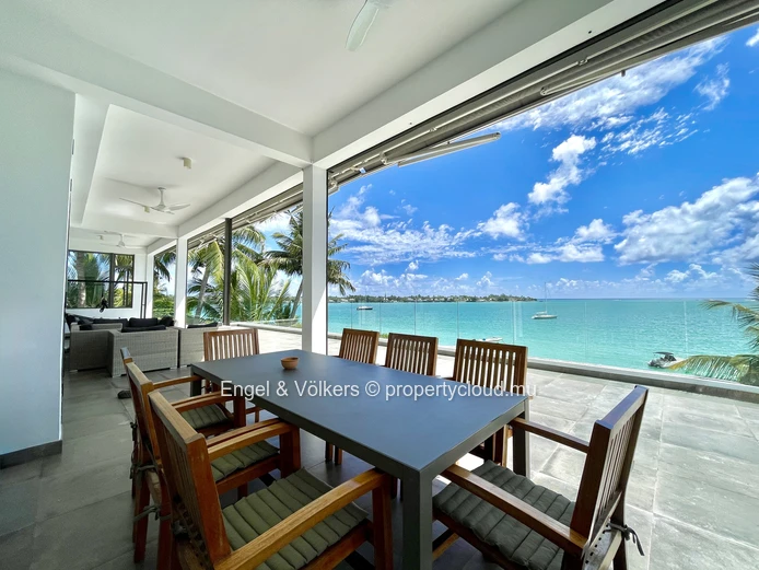 Beachfront Penthouse for Rent in Grand Baie