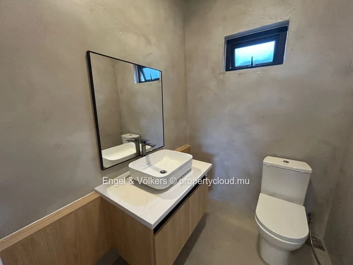 Brand-New 3-Bedroom Villa for Rent in Calodyne
