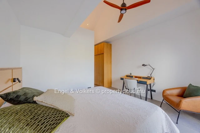 Modern Fully Renovated Duplex for Rent in Black River