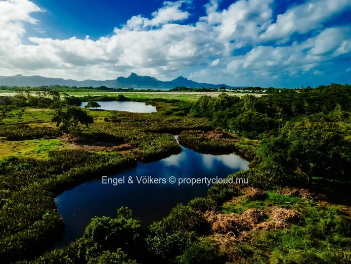 Your Slice of Paradise Awaits in Pointe d’Esny
