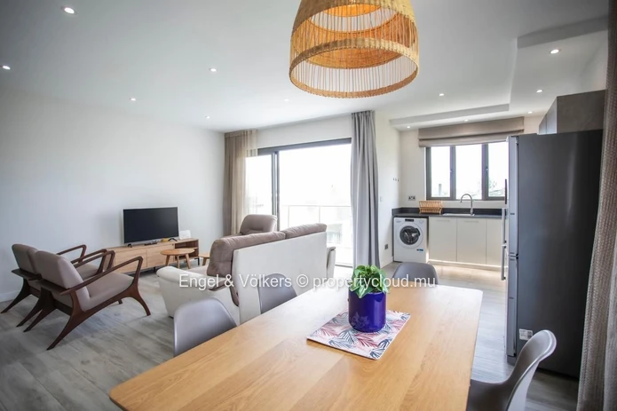 2-Bedroom Apartment for Sale in Pereybere – Quiet Setting, Communal Pool & Excellent Investment Oppo