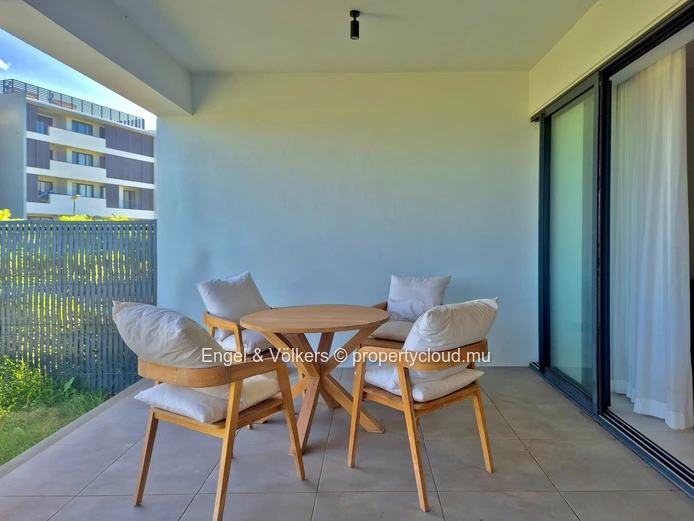 Modern 4-Bedroom Duplex with Private Pool & Gold Membership Benefits