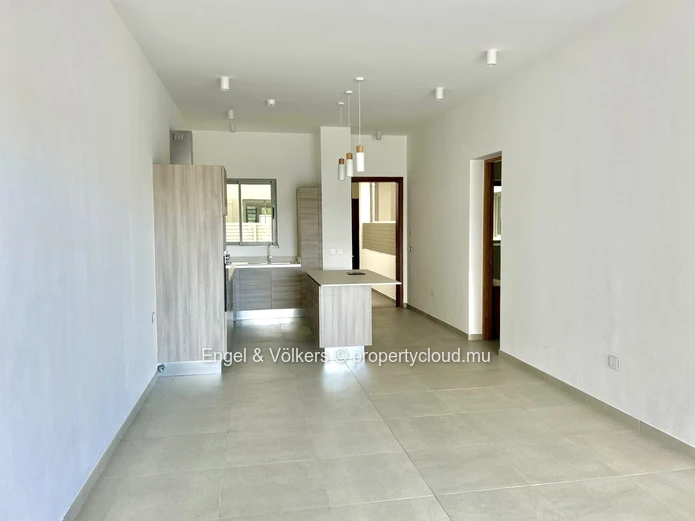 Modern 2-Bedroom Apartment for Sale in Pereybere