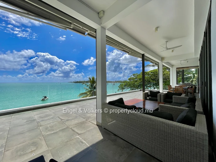 Beachfront Penthouse for Rent in Grand Baie