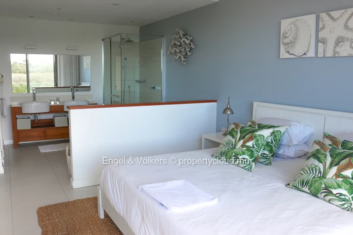 Exquisite Penthouse for Rent on the beautiful West Coast