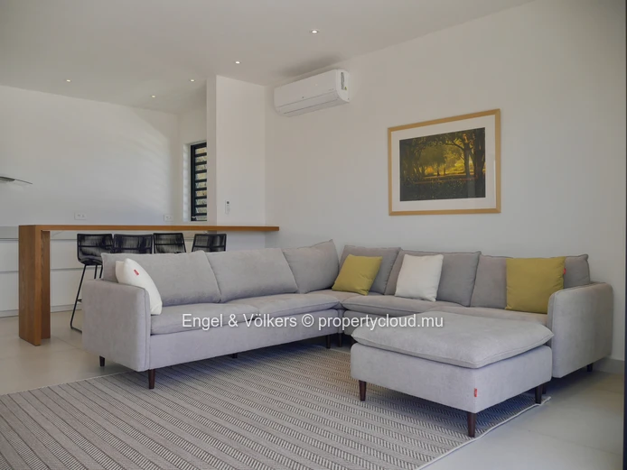 Exceptional Villa Bridging Ocean Luxury and Golfside Tranquility