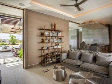 5 Bedroom Villa