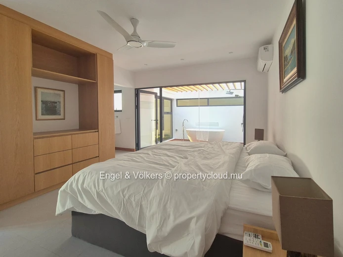 Fully Furnished Contemporary Island Living