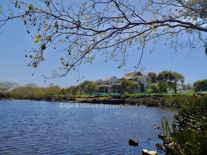 Steps from the Lagoon, Surrounded by Nature