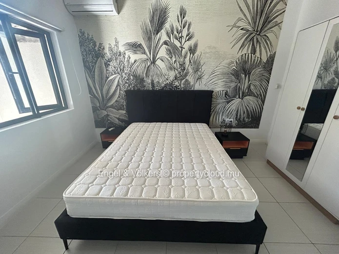 For Rent – Stylish Loft-Style Apartment with Sea Access in Bain Boeuf