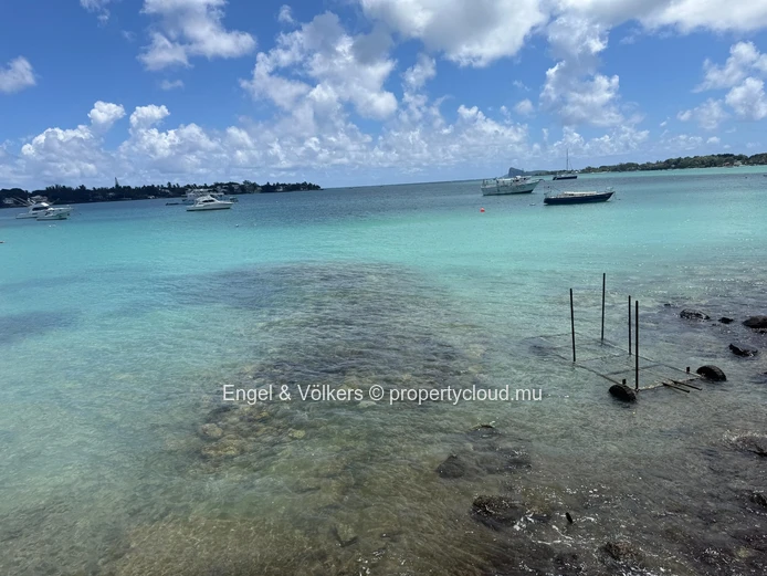 Beachfront Freehold Apartment for Sale – Accessible to Locals & Foreign Buyers