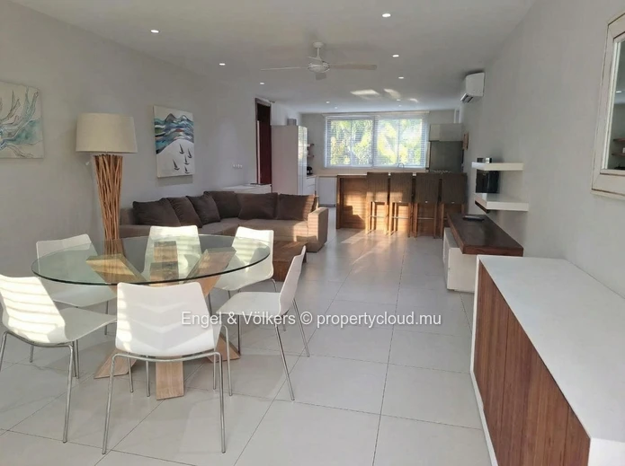 Elegant 3-Bedroom Waterfront Apartment with Scenic views