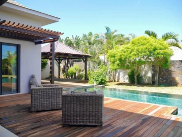 5 Bedroom Villa