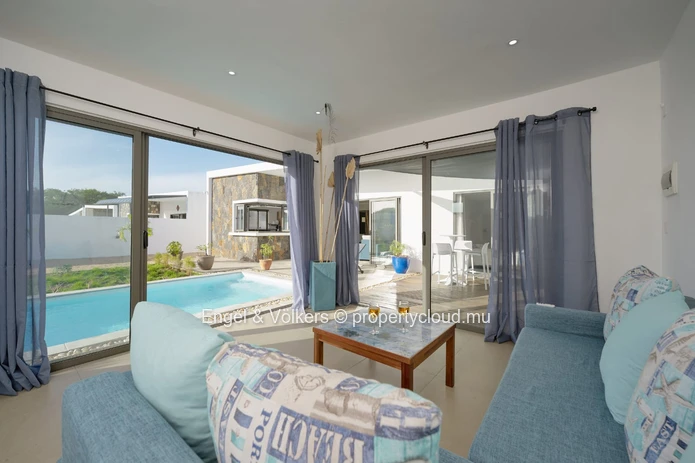 Contemporary Villa for Sale in Pereybere – Mauritian Citizens Only