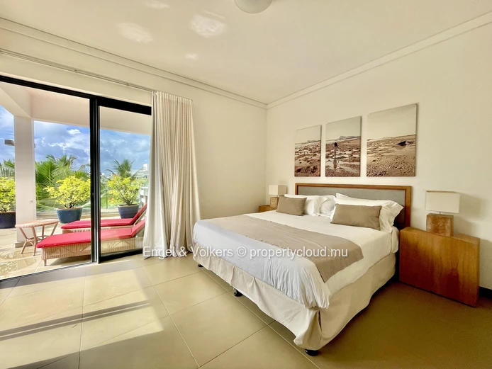 Penthouse Living in the Heart of Azuri’s Seaside Estate