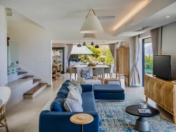 5 Bedroom Villa