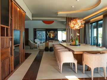 4 Bedroom Villa