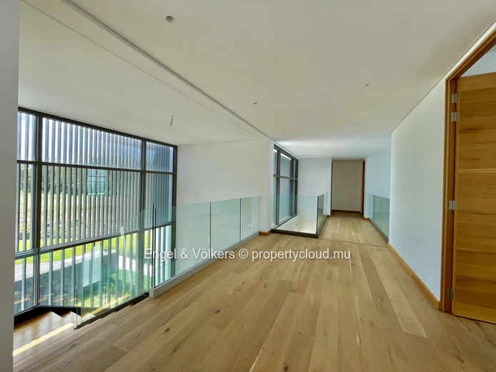 Breathtaking Beachfront Villa – A Blank Canvas for Your Coastal Dream