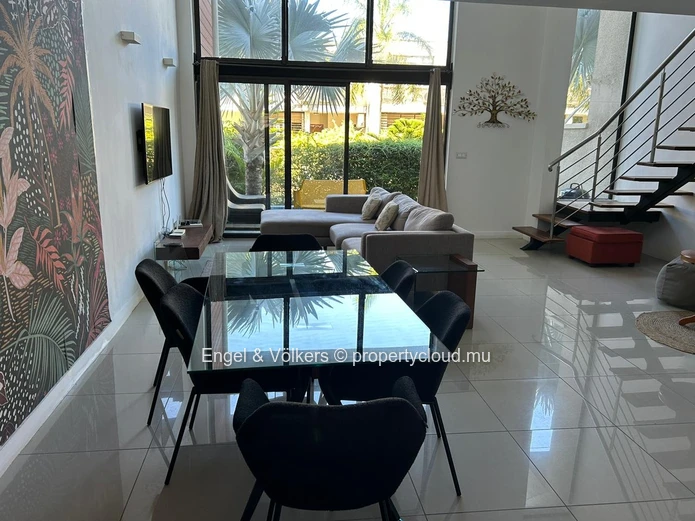 For Rent – Stylish Loft-Style Apartment with Sea Access in Bain Boeuf