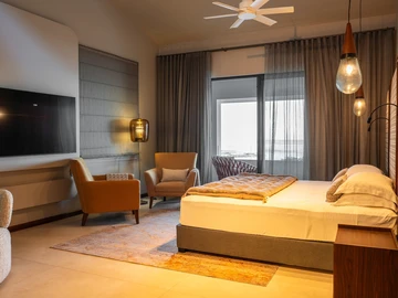 4 Bedroom Villa