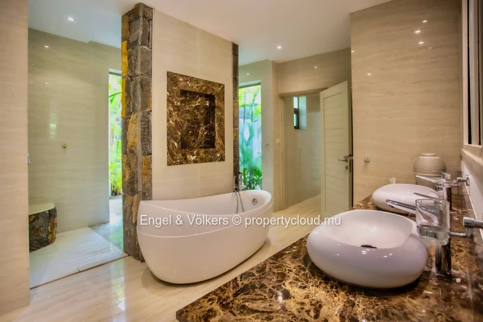 Elegant Tropical Villa at Anahita Golf Resort