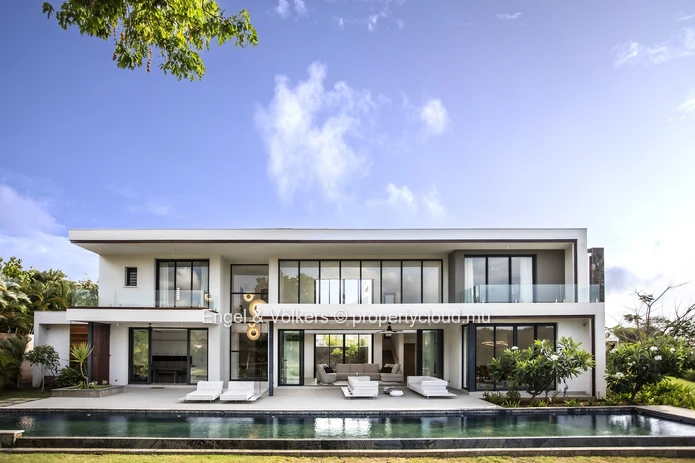 A Masterpiece of Elegance and Luxury