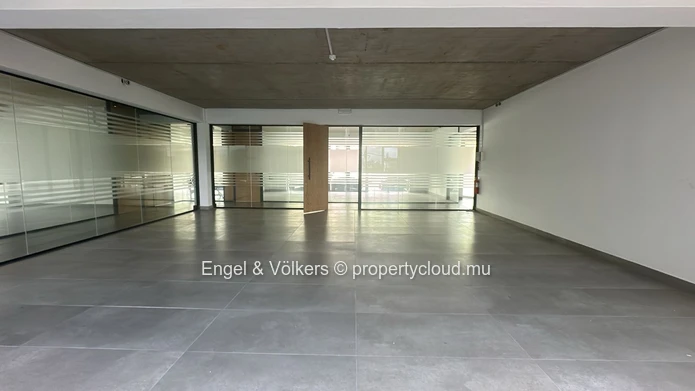 For Rent - Office spaces with balcony in Black River