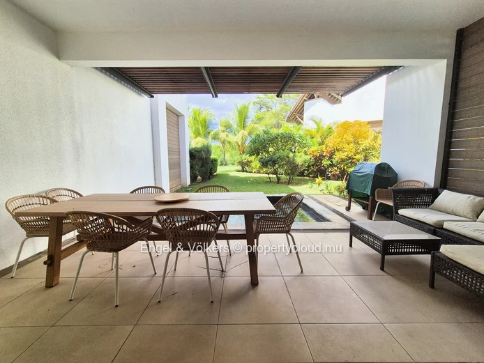 Fully Furnished 3 bedroom Duplex in Waterfront Residence