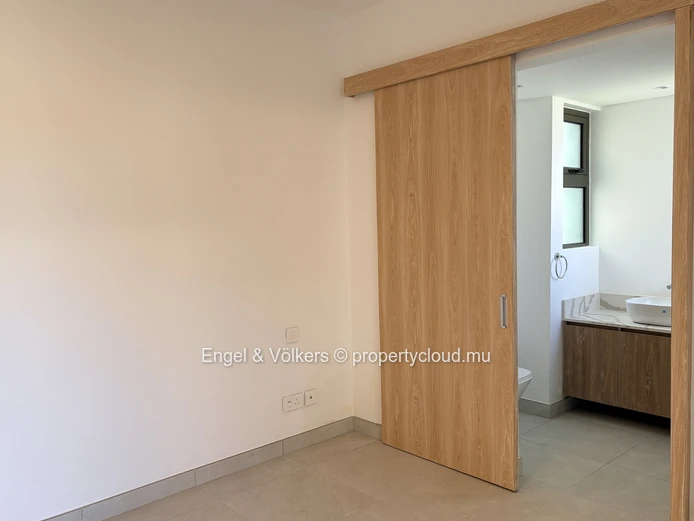 FOR RENT - Unfurnished 4-bedroom villa in Tamarin